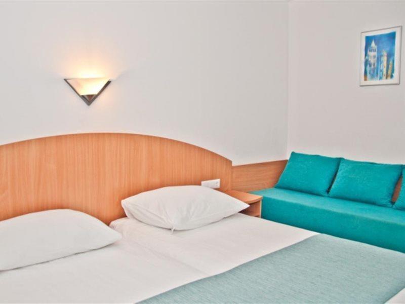 Hotel Sahara Lopar Extérieur photo