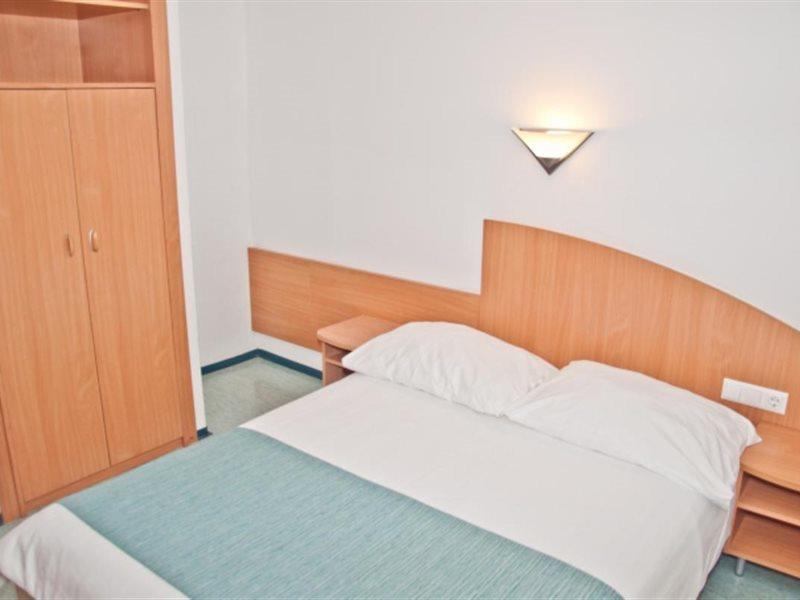 Hotel Sahara Lopar Extérieur photo